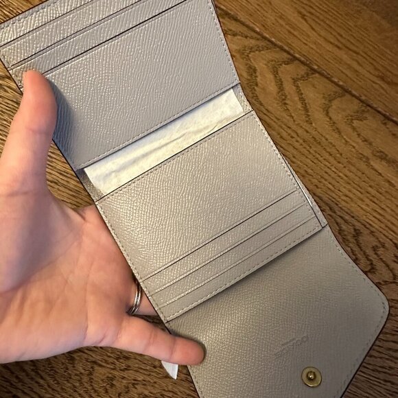 NWT！New! Coach Wyn Envelope Small Wallet -Silver Metallic - Picture 3 of 5